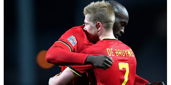 L'Équipe de Belgique de football est fière de Kevin De Bruyne de Romelu Lukaku